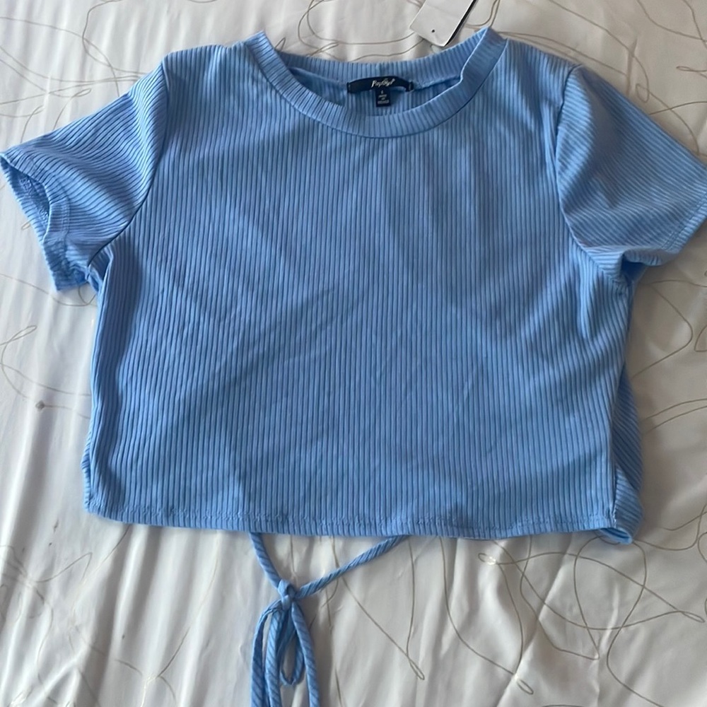 papaya blue crop tee
